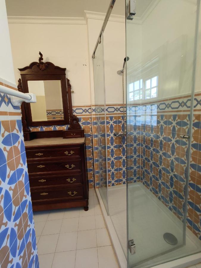 カストロ・ダイレ Vila Nazare Bed & Breakfast エクステリア 写真