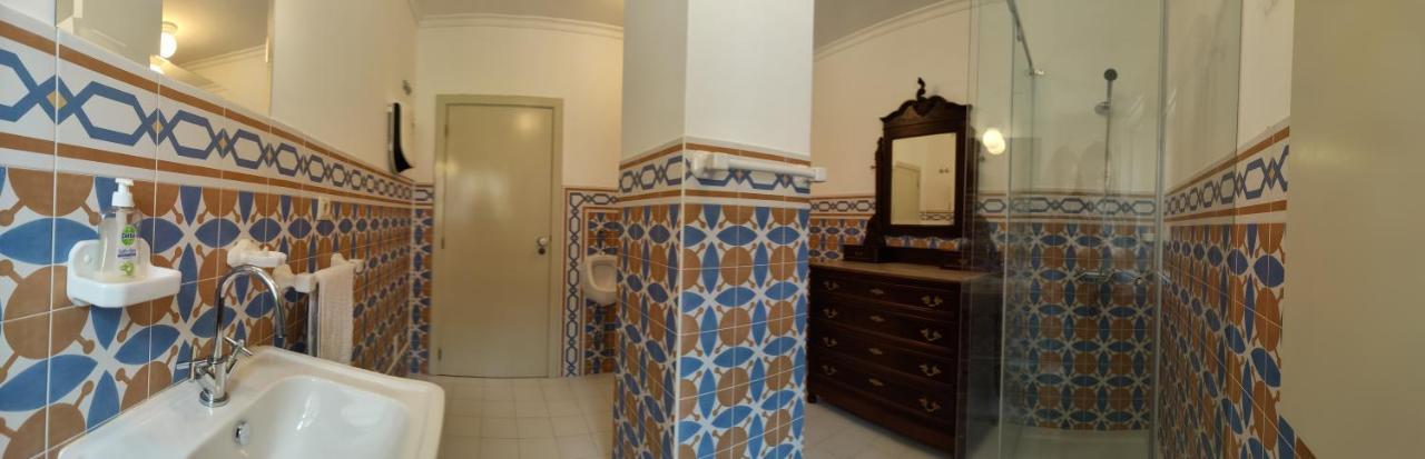 カストロ・ダイレ Vila Nazare Bed & Breakfast エクステリア 写真