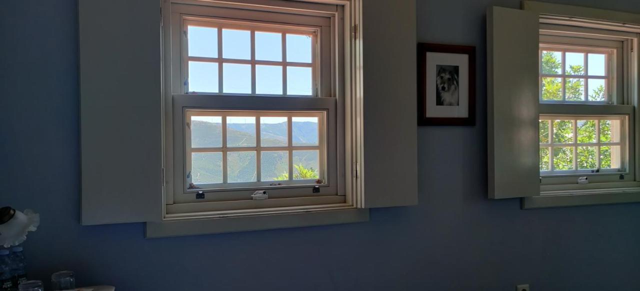カストロ・ダイレ Vila Nazare Bed & Breakfast エクステリア 写真