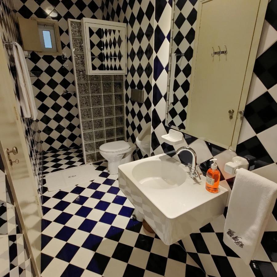 カストロ・ダイレ Vila Nazare Bed & Breakfast エクステリア 写真